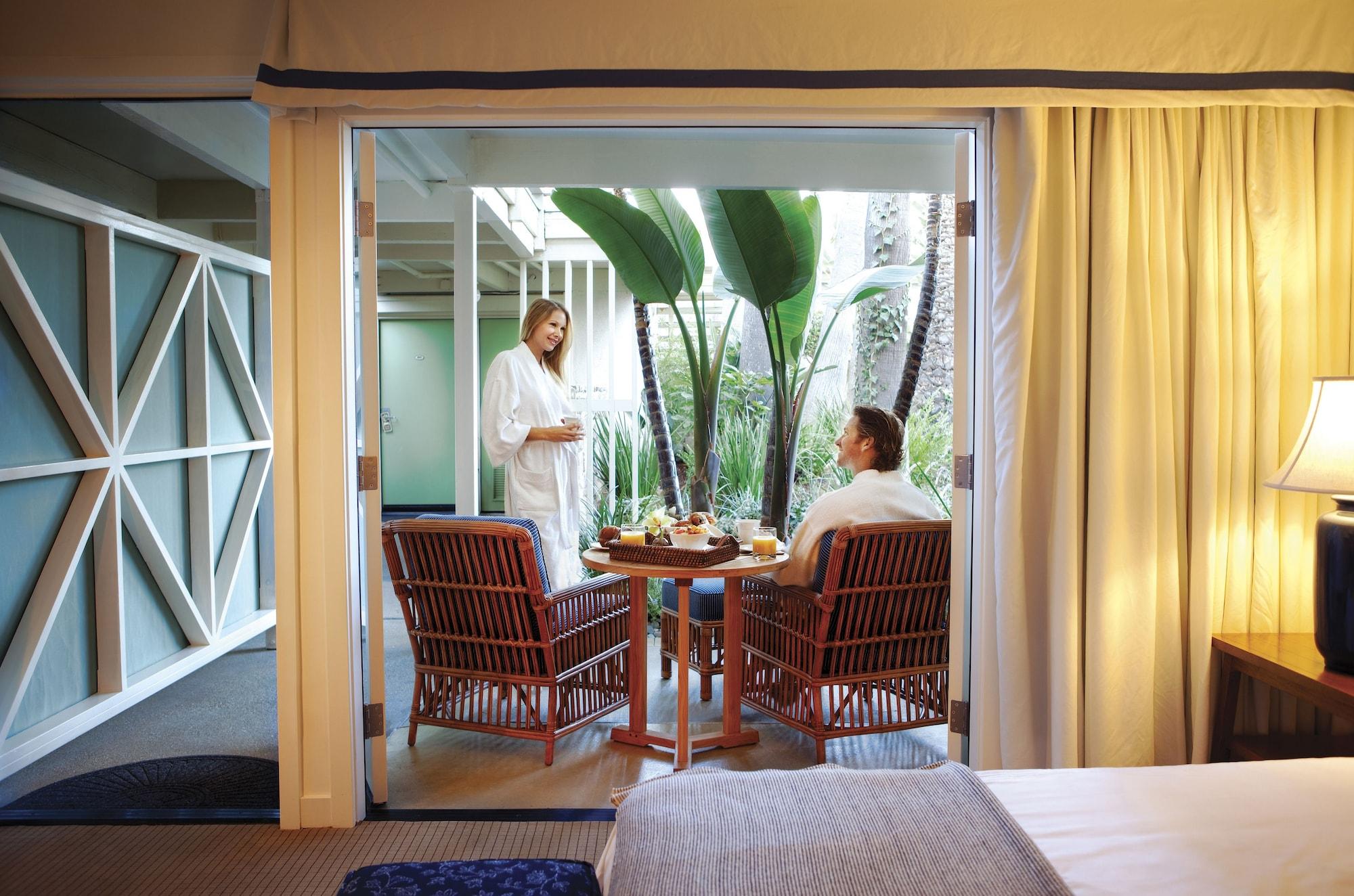 Pavilion Hotel Avalon Buitenkant foto