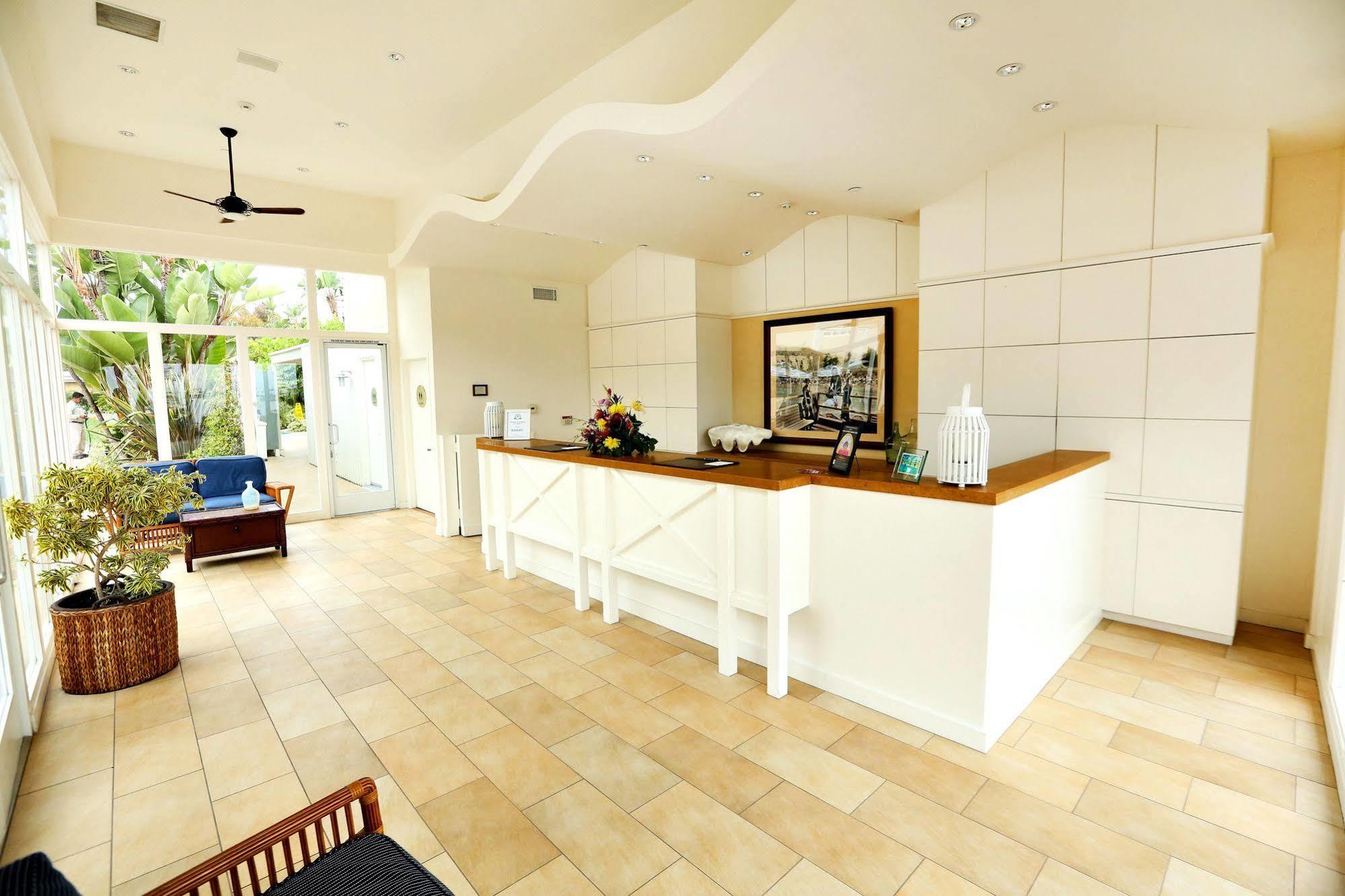 Pavilion Hotel Avalon Buitenkant foto